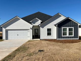 600 Georgian Walk, Byron, GA 31008