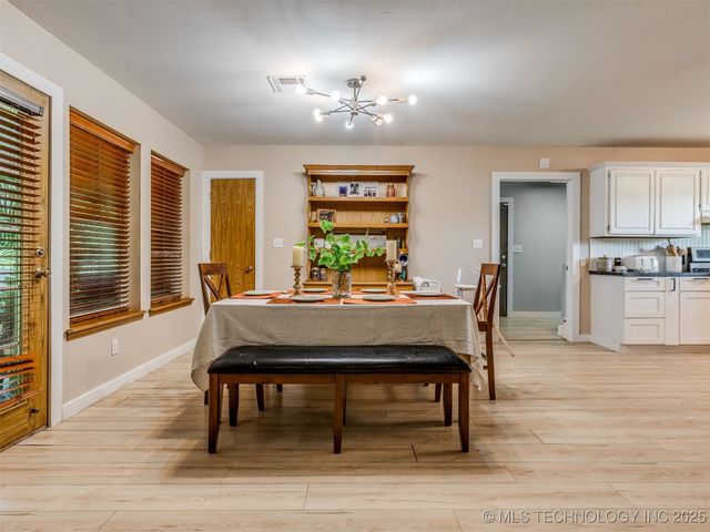 23388 S 4120 Road, Claremore, OK 74019