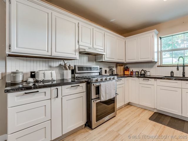 23388 S 4120 Road, Claremore, OK 74019