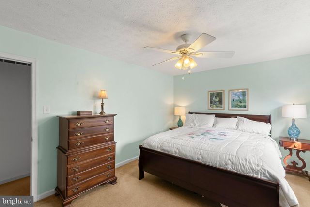 802 APPLESEED CT, Winchester, VA 22601