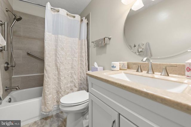 802 APPLESEED CT, Winchester, VA 22601