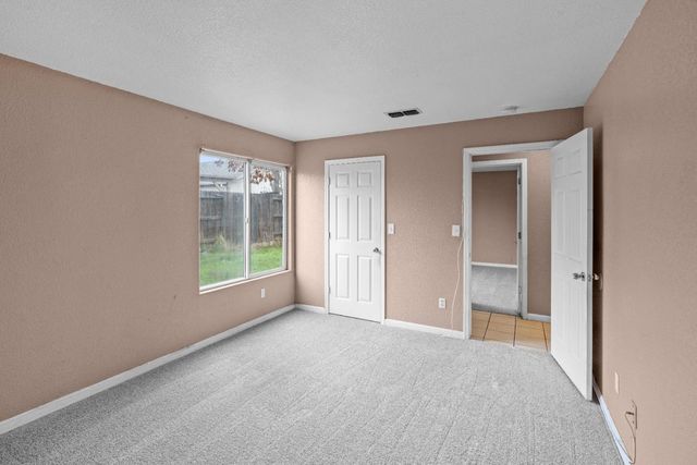 337 Lukas St, Turlock, CA 95380