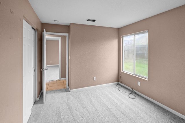 337 Lukas St, Turlock, CA 95380