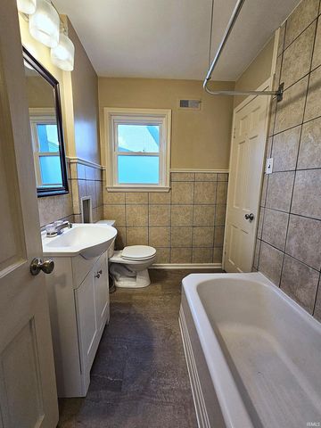 311 Field Street, Fort Wayne, IN 46805