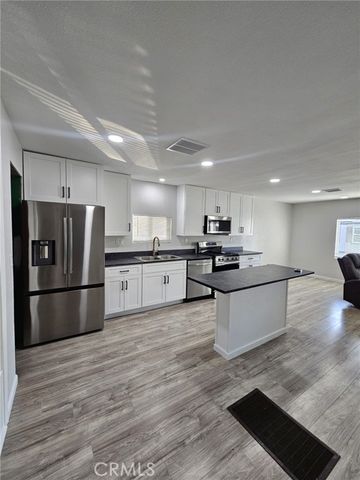 350 E San Jacinto 74, Perris, CA 92571