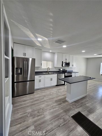 350 E San Jacinto 74, Perris, CA 92571