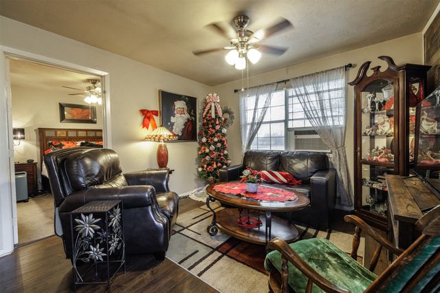 7253 County Road 2294, Quinlan, TX 75474