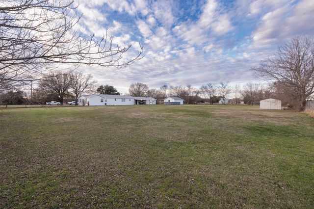 7253 County Road 2294, Quinlan, TX 75474
