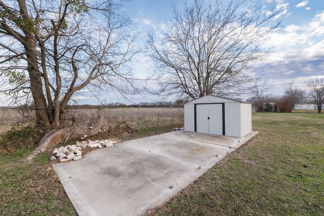 7253 County Road 2294, Quinlan, TX 75474