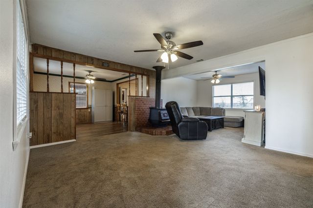 7253 County Road 2294, Quinlan, TX 75474