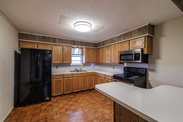 7253 County Road 2294, Quinlan, TX 75474