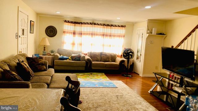 509 POPLAR ST, Sharon Hill, PA 19079