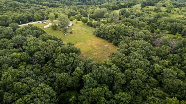 13137 Norris Road, Rayville, MO 64084
