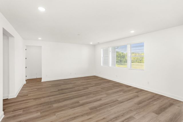 1558 Oak Springs Drive, Columbia, TN 38401