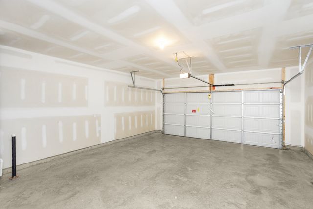 1558 Oak Springs Drive, Columbia, TN 38401