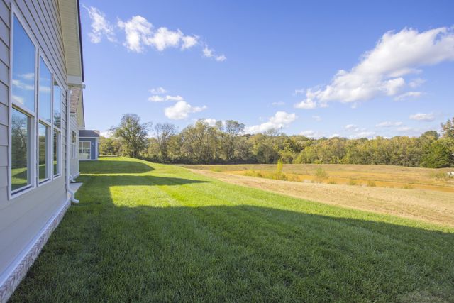 1558 Oak Springs Drive, Columbia, TN 38401