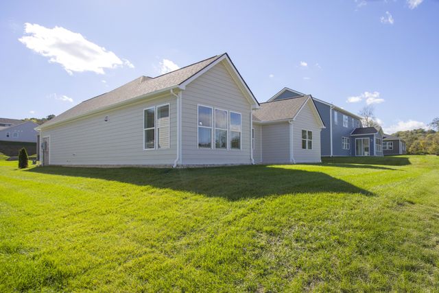 1558 Oak Springs Drive, Columbia, TN 38401