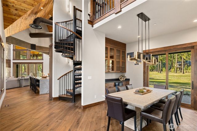 221 Tipple Hill Loop, Cle Elum, WA 98922