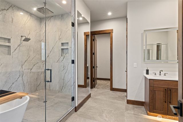 221 Tipple Hill Loop, Cle Elum, WA 98922