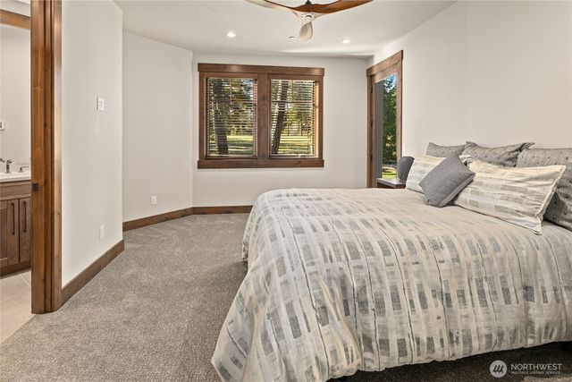 221 Tipple Hill Loop, Cle Elum, WA 98922