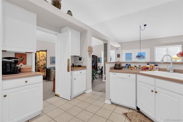 1914 Five Iron Drive, Castle Rock, CO 80104