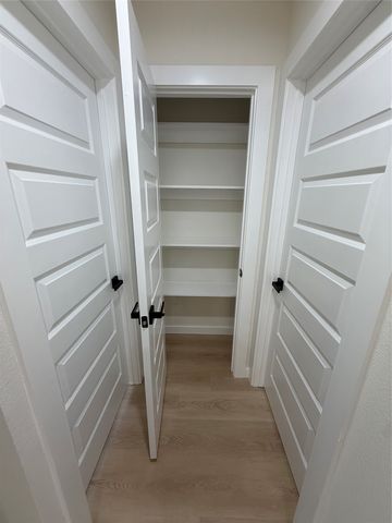 909 LISTER Drive, Garland, TX 75040