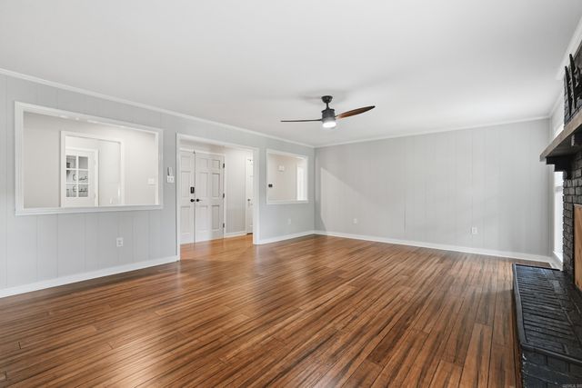13013 Lemoncrest Lane, Little Rock, AR 72210