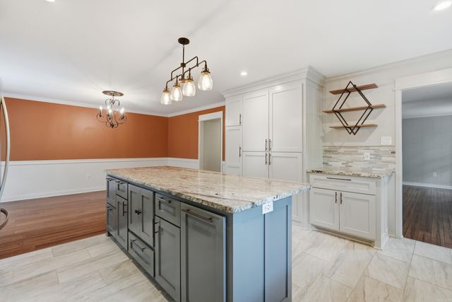 13013 Lemoncrest Lane, Little Rock, AR 72210