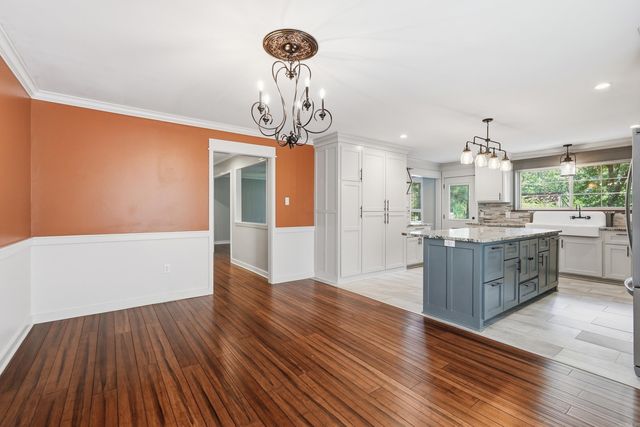 13013 Lemoncrest Lane, Little Rock, AR 72210