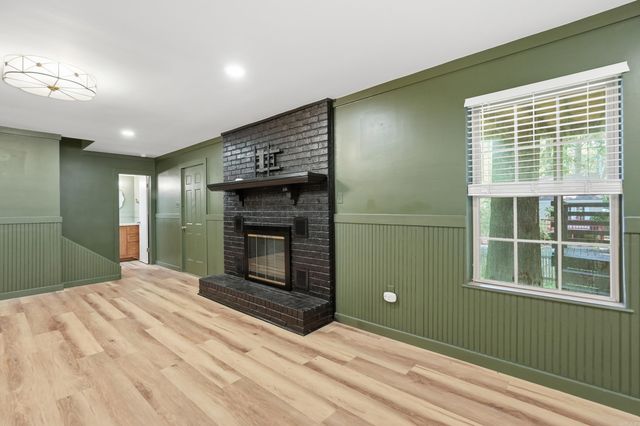 13013 Lemoncrest Lane, Little Rock, AR 72210