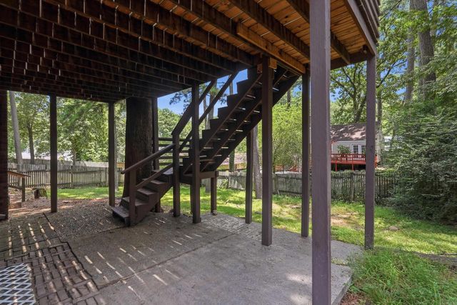13013 Lemoncrest Lane, Little Rock, AR 72210