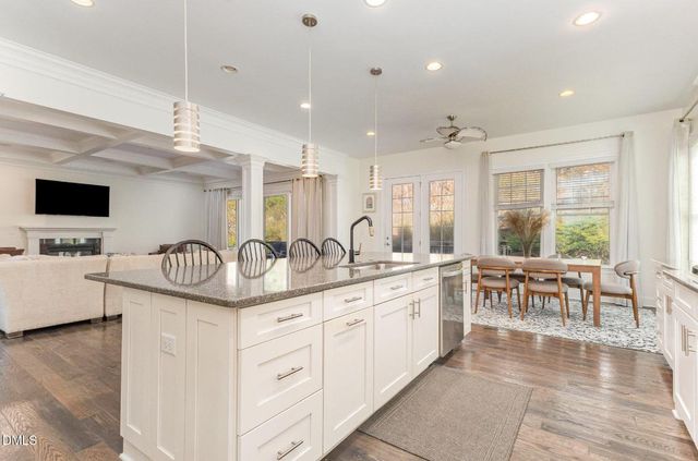 137 Lystra Grant Court, Chapel Hill, NC 27517