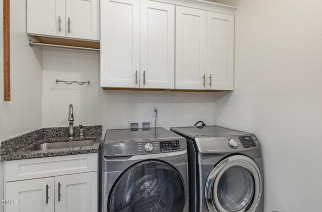 137 Lystra Grant Court, Chapel Hill, NC 27517