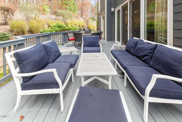 137 Lystra Grant Court, Chapel Hill, NC 27517