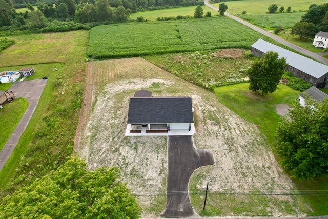 2 Cronin Hill Road, Hatfield, MA 01038