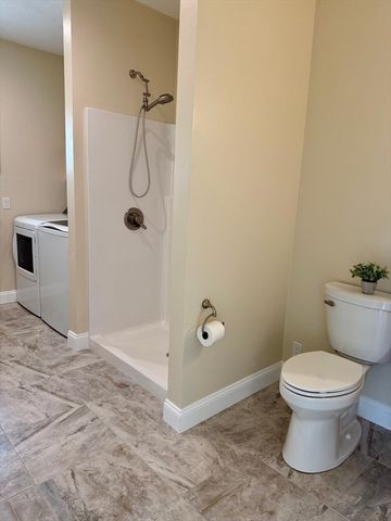 2 Cronin Hill Road, Hatfield, MA 01038