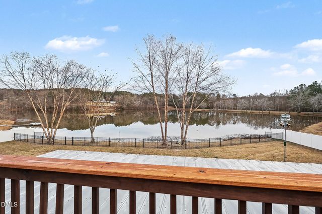 735 Cross Link Drive, Angier, NC 27501