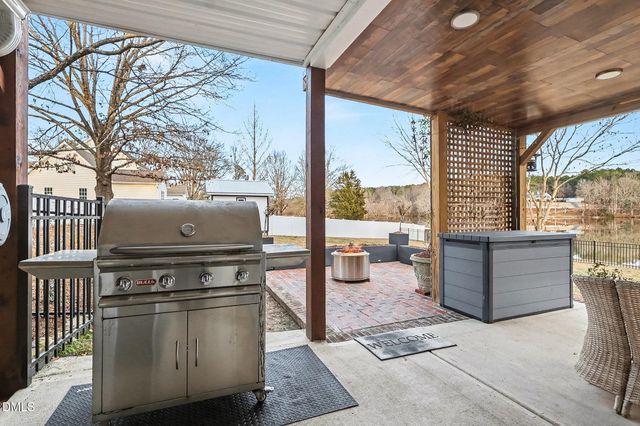 735 Cross Link Drive, Angier, NC 27501