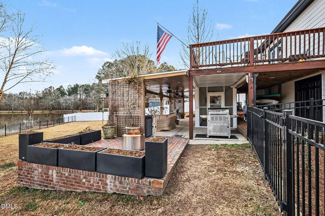 735 Cross Link Drive, Angier, NC 27501