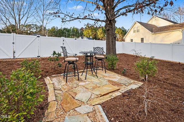 735 Cross Link Drive, Angier, NC 27501