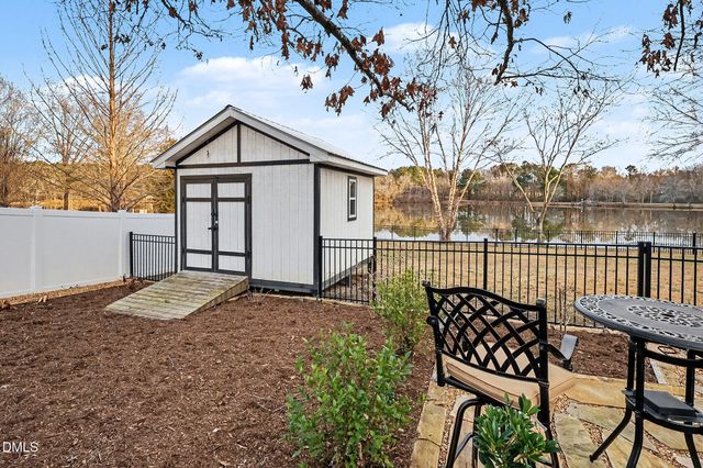 735 Cross Link Drive, Angier, NC 27501