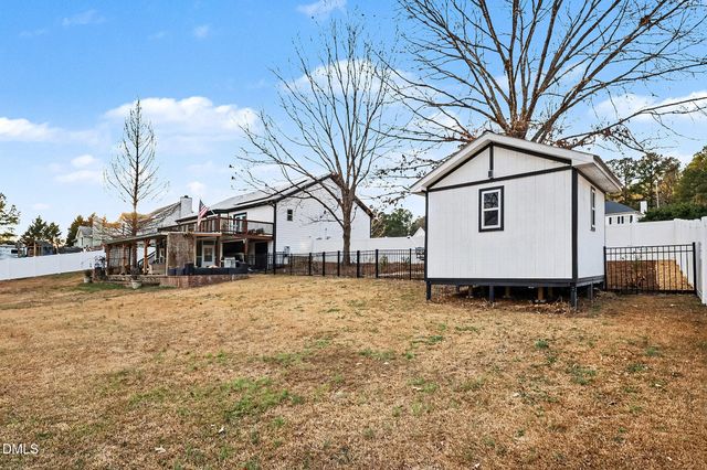 735 Cross Link Drive, Angier, NC 27501