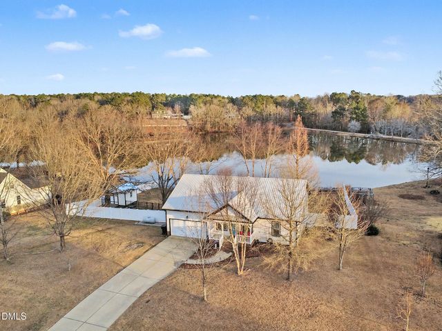 735 Cross Link Drive, Angier, NC 27501