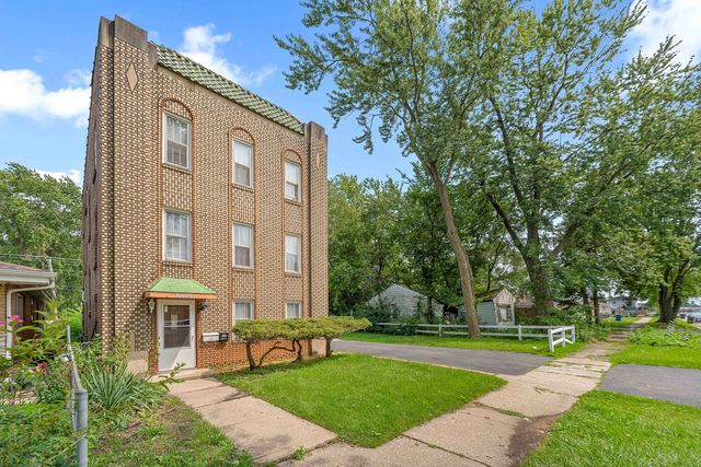 16609 Emerald Avenue, Harvey, IL 60426