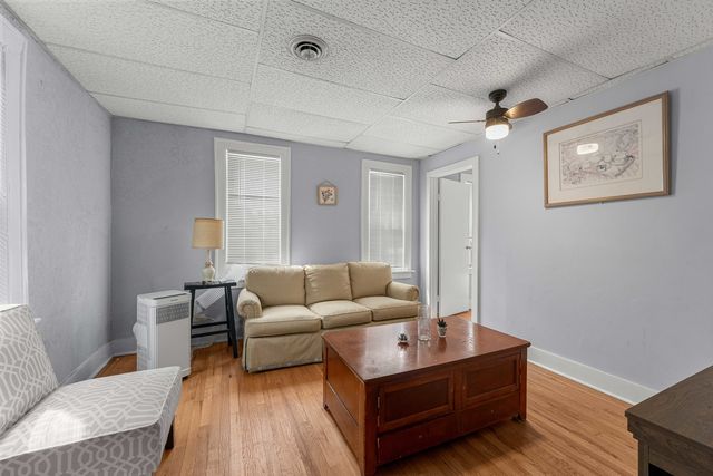 16609 Emerald Avenue, Harvey, IL 60426