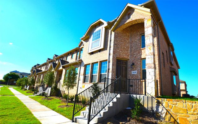 2535 Adam Lane, Lewisville, TX 75056