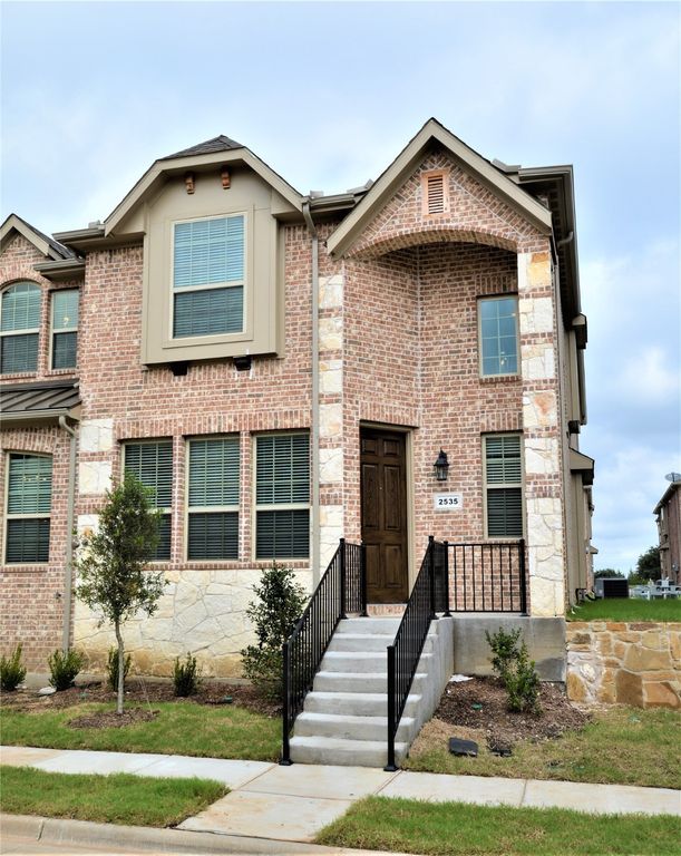 2535 Adam Lane, Lewisville, TX 75056