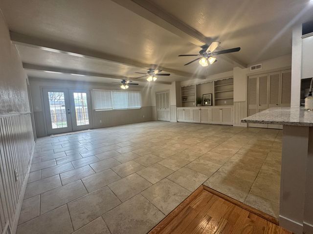 3110 30th Street, Lubbock, TX 79410