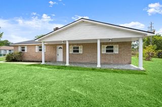 5 E Cleveland Street, Baytown, TX 77520