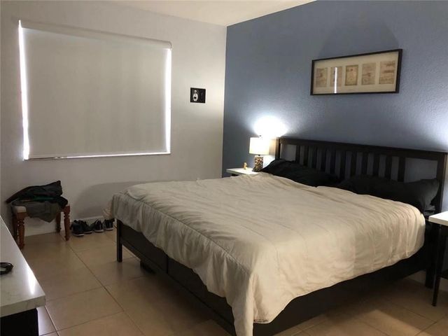 7060 NW 177th Street 103, Hialeah, FL 33015